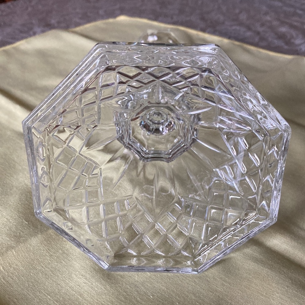 Crystal candlestick 8” hi 4 “ wide octagonal shape w/lattice pattern - Picture 3 of 5
